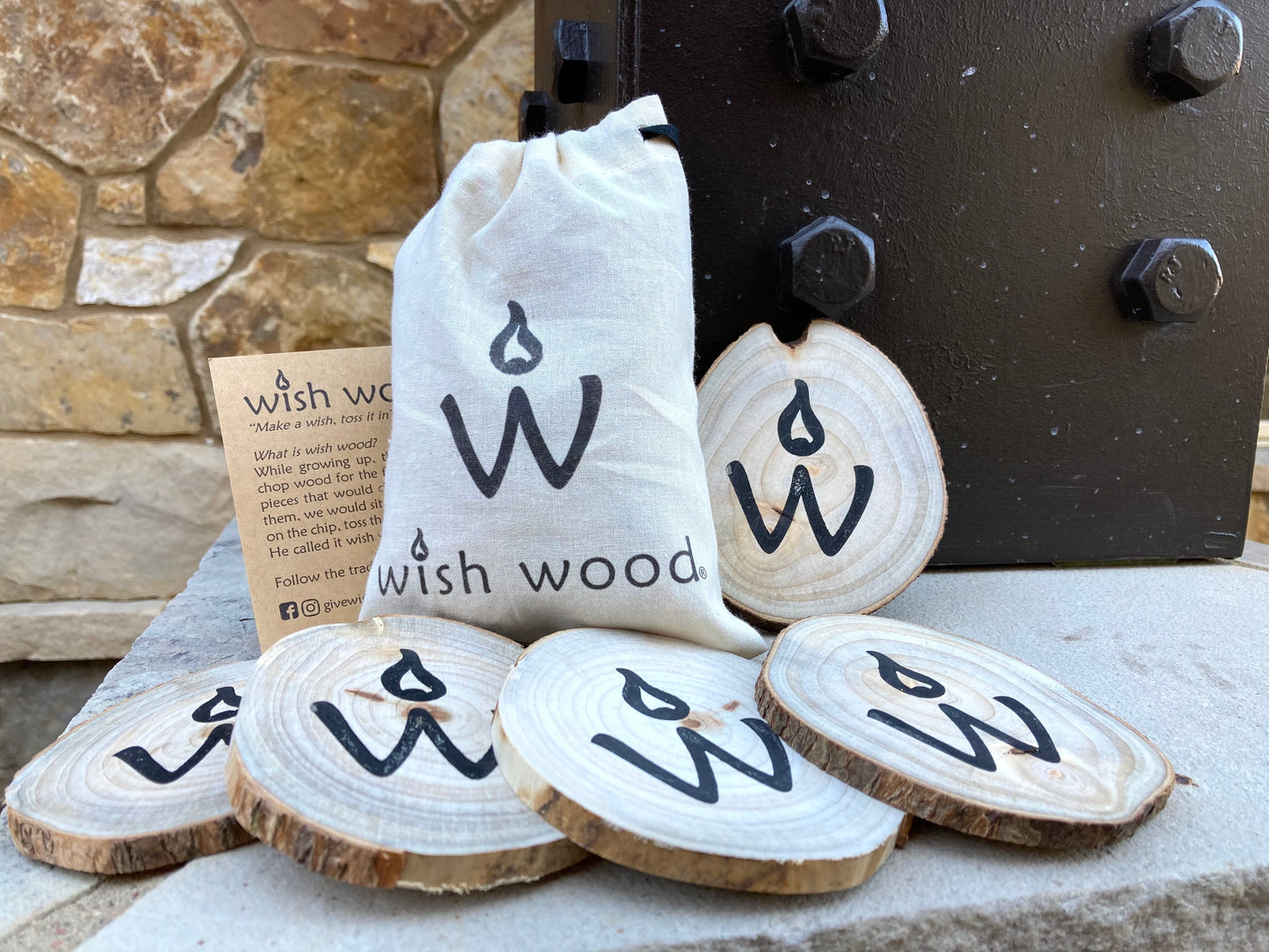 <img src="wish-wood-gift-bag-chips-wishes_jpg” alt="wish wood bag full of chips and wishes - wish wood - for making memories and experiences"/>